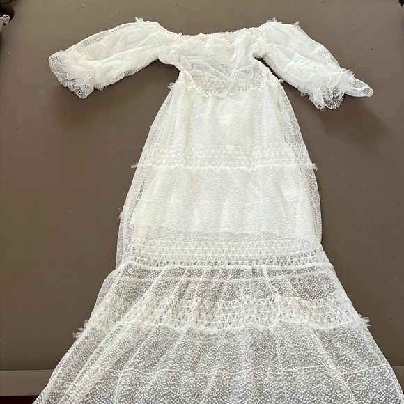 Lacey white boho dress. Women’s small . Never worn - Picture 2 of 4